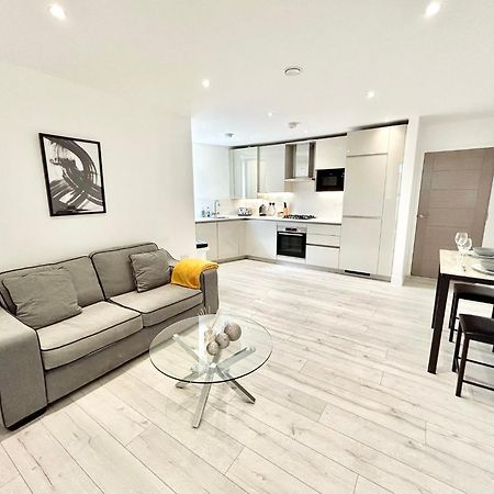 Queens Luxury Apartments Wembley Stadium - لندن المظهر الخارجي الصورة