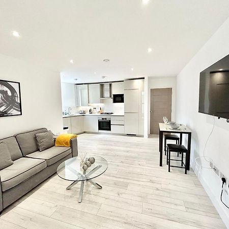 Queens Luxury Apartments Wembley Stadium - لندن المظهر الخارجي الصورة