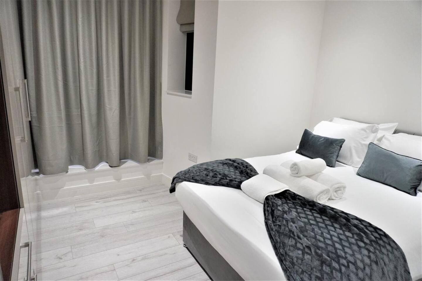 Queens Luxury Apartments Wembley Stadium - لندن المظهر الخارجي الصورة
