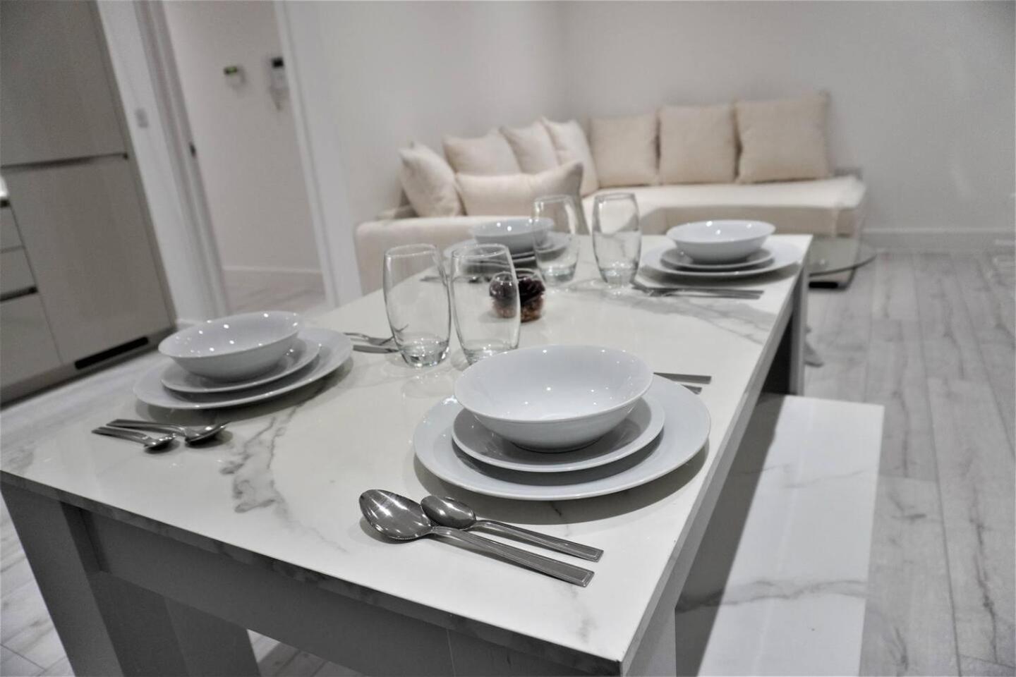 Queens Luxury Apartments Wembley Stadium - لندن المظهر الخارجي الصورة