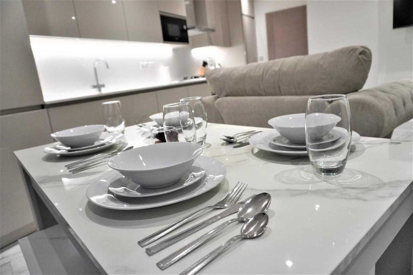 Queens Luxury Apartments Wembley Stadium - لندن المظهر الخارجي الصورة