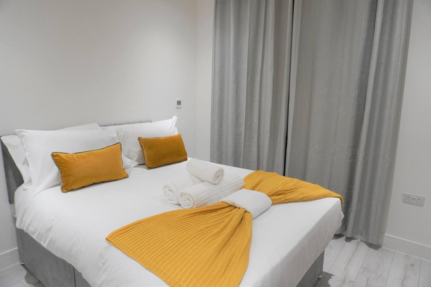 Queens Luxury Apartments Wembley Stadium - لندن المظهر الخارجي الصورة