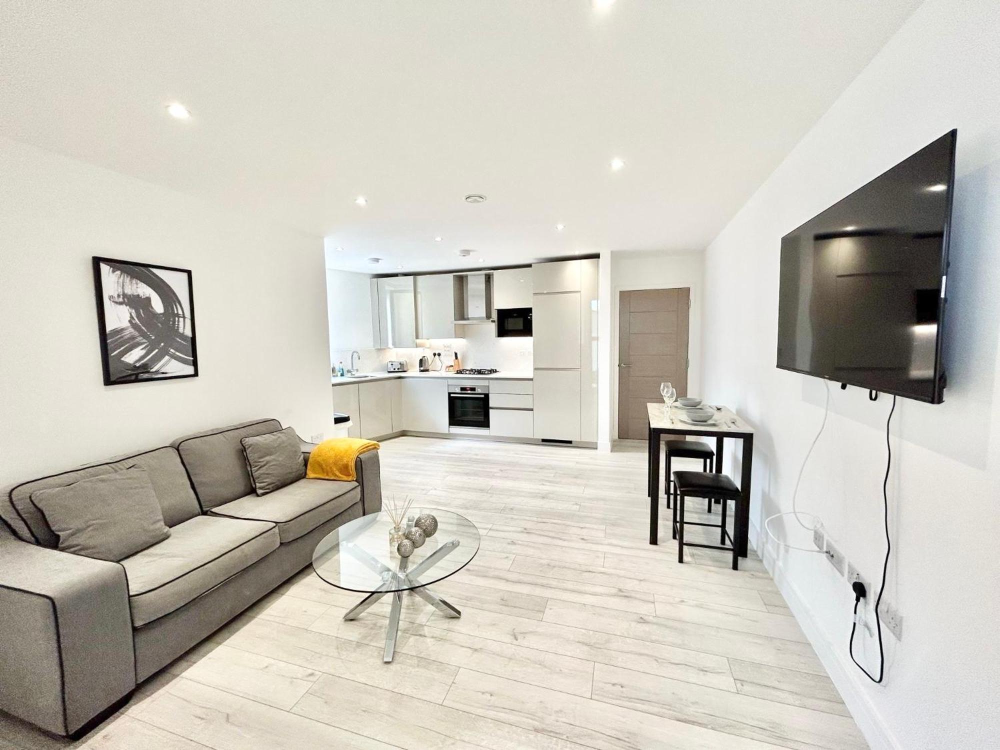 Queens Luxury Apartments Wembley Stadium - لندن المظهر الخارجي الصورة